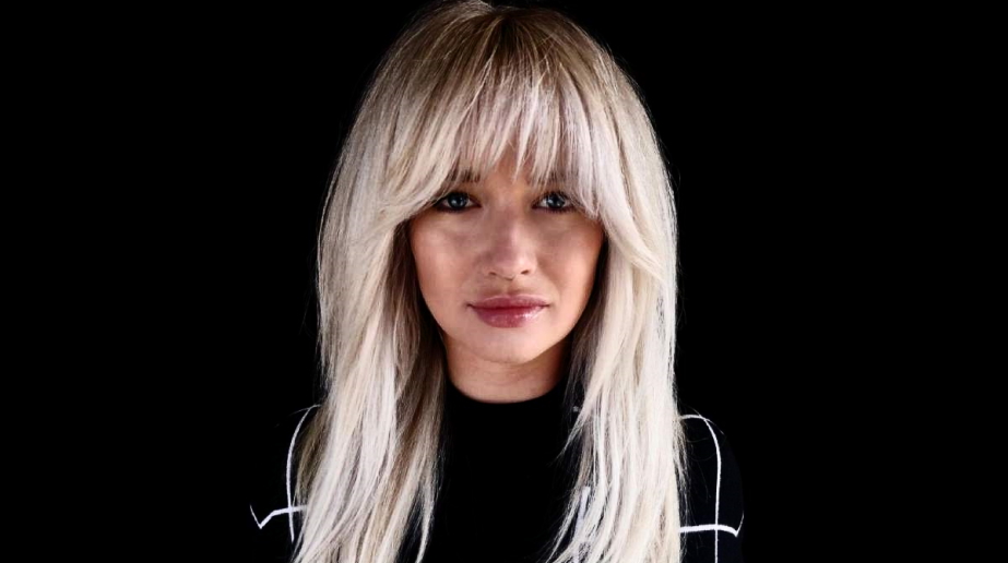 63 Best Medium-Length Hair with Bangs for 2024